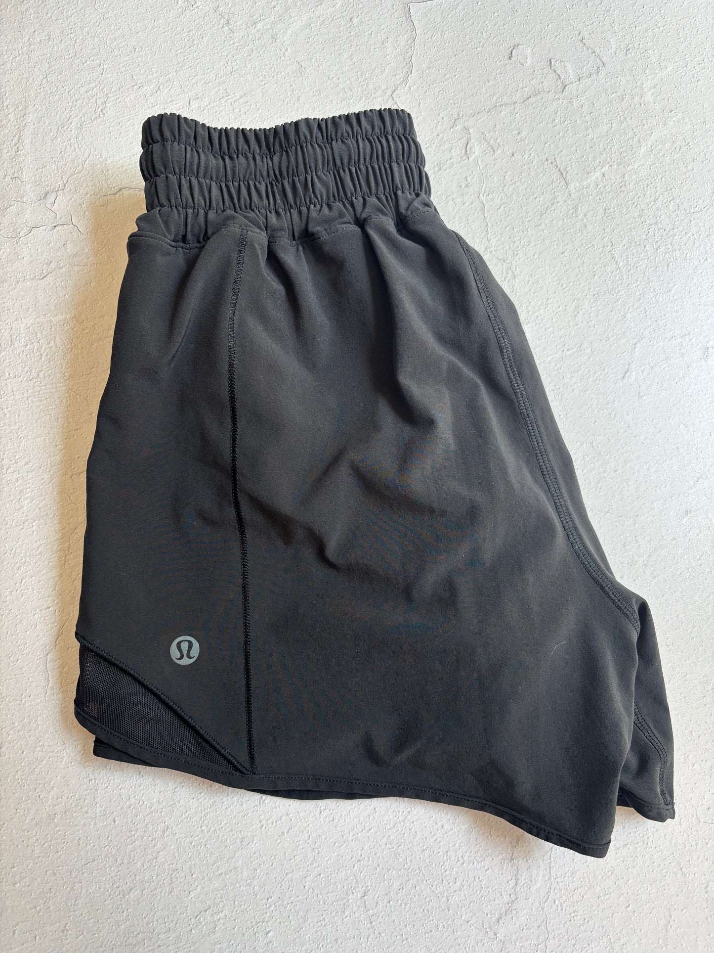 Hotty Hot Short 4” High-Rise