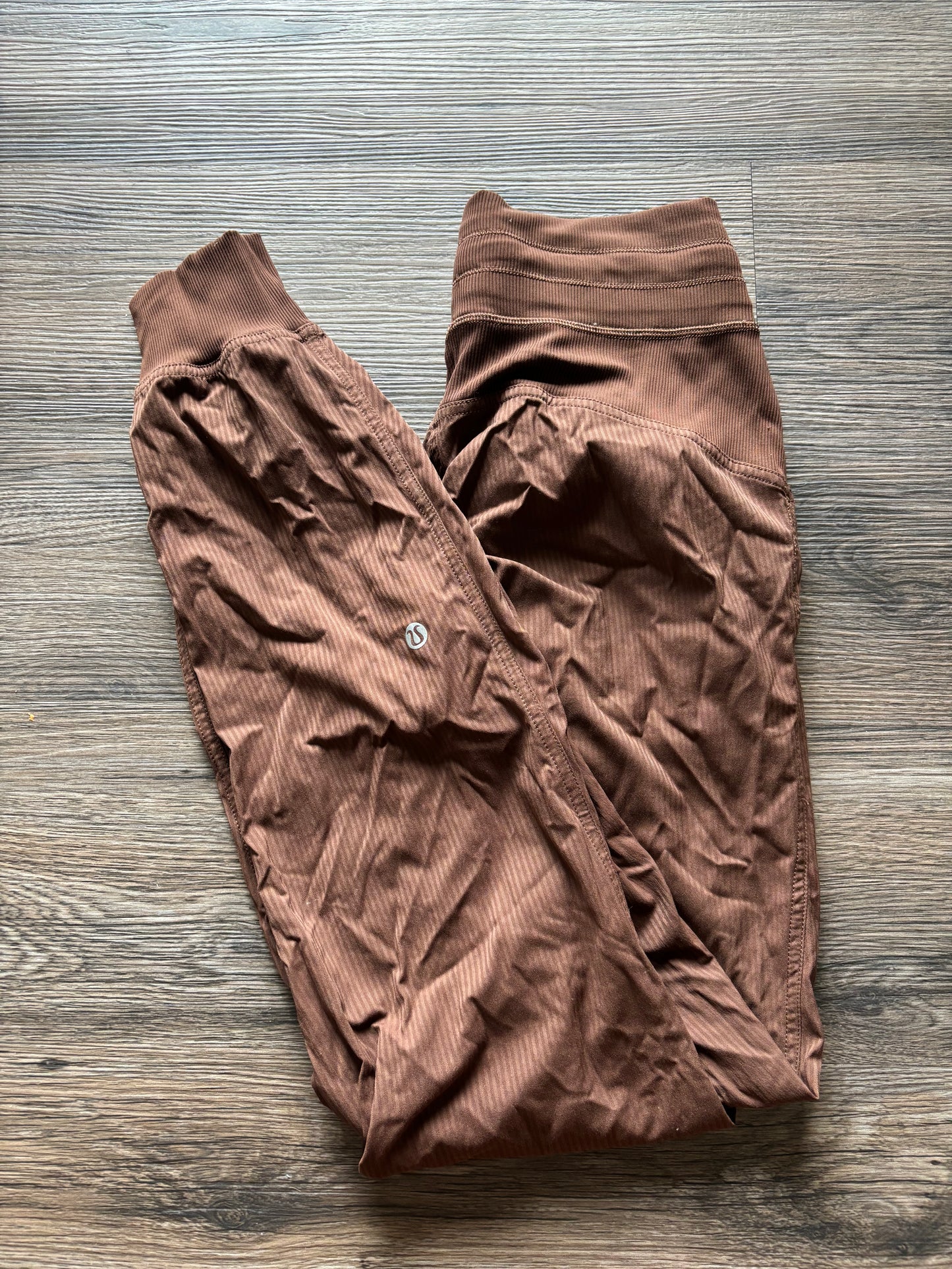 Dance Studio Mid-Rise Jogger